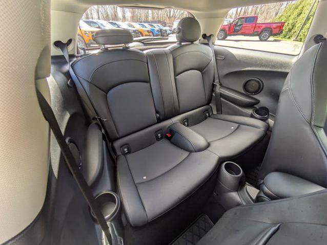 Used 2021 MINI Cooper S w/ Storage Package image 30