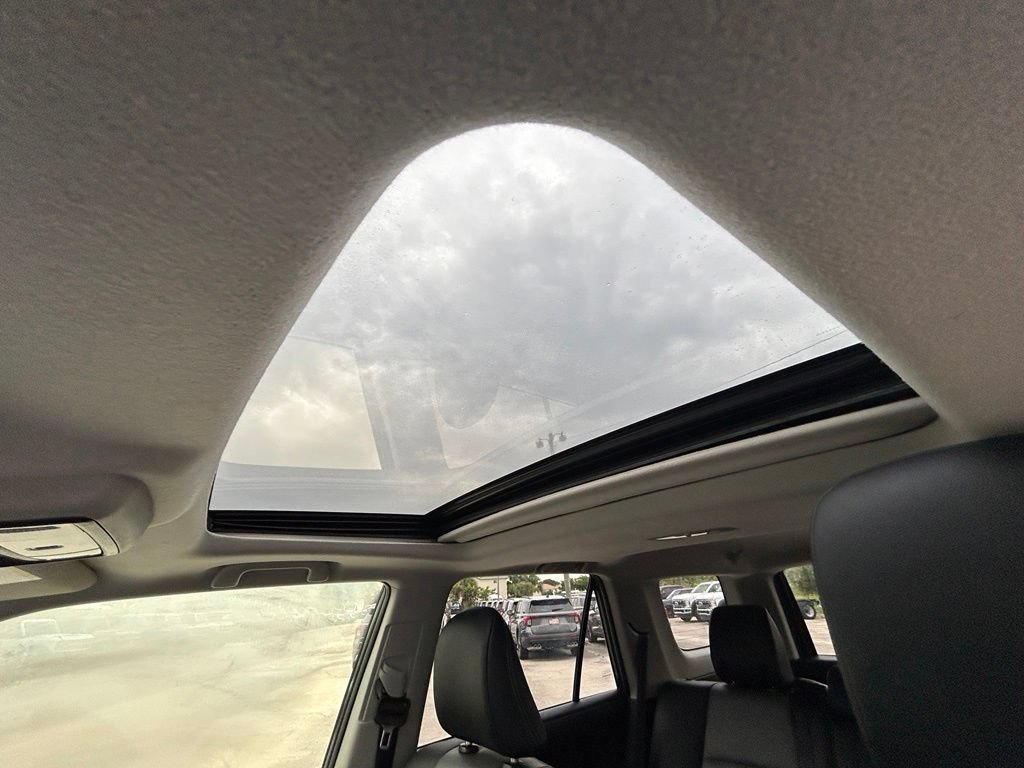 Used 2021 Toyota 4Runner SR5 Premium w/ Moonroof Package AWD/4WD image 12