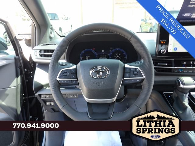 Used 2026 Toyota Sienna Limited FWD image 19