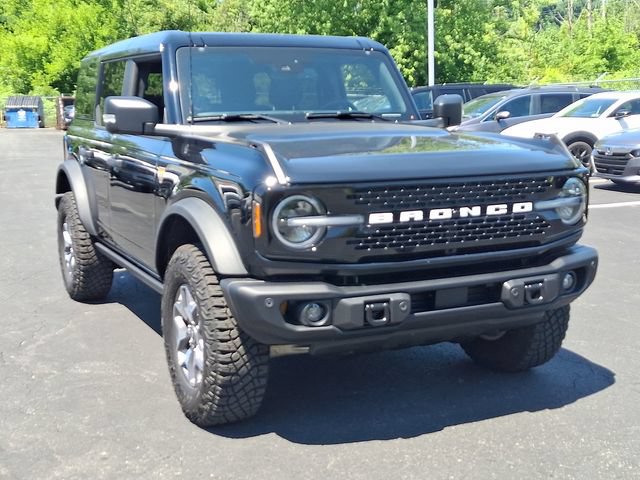 Certified 2025 Ford Bronco Badlands AWD/4WD image 2