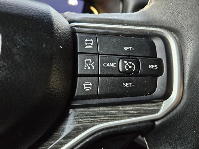 Used 2022 Jeep Wagoneer Series II AWD/4WD image 21