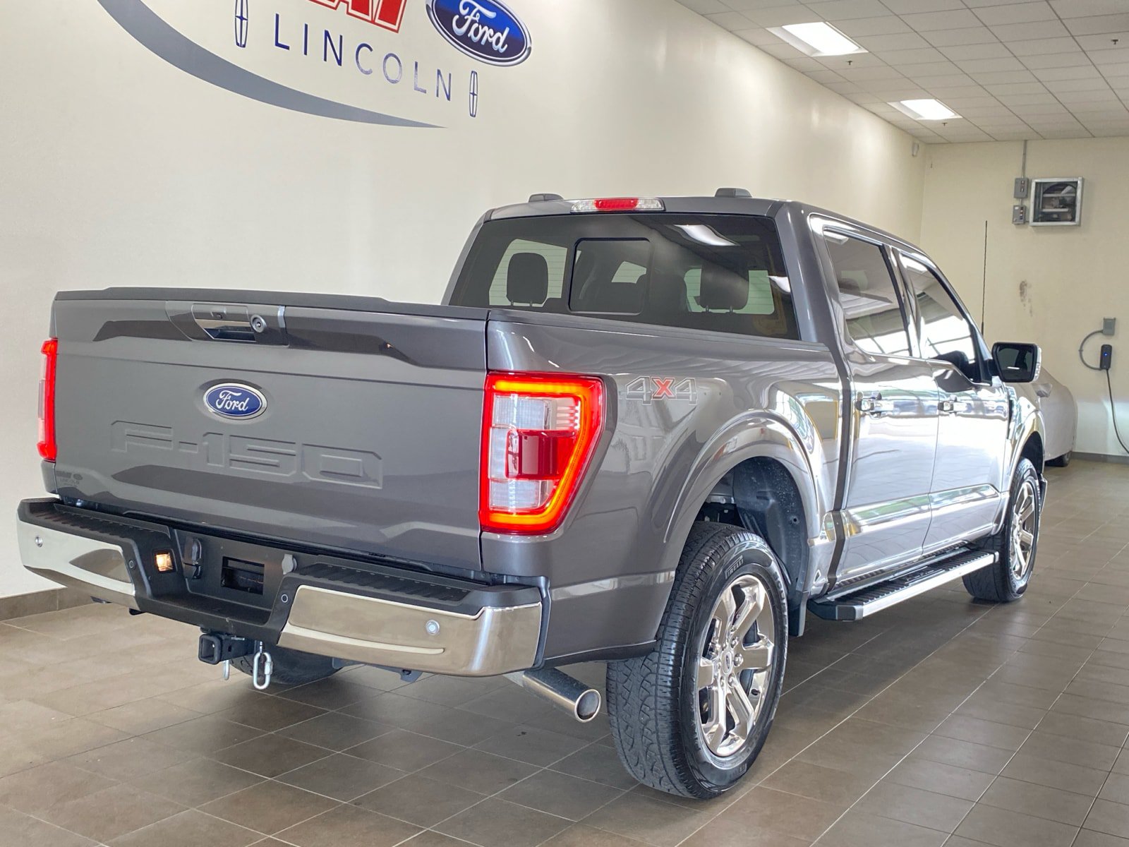 Certified 2023 Ford F150 Lariat w/ Equipment Group 502A High AWD/4WD image 7