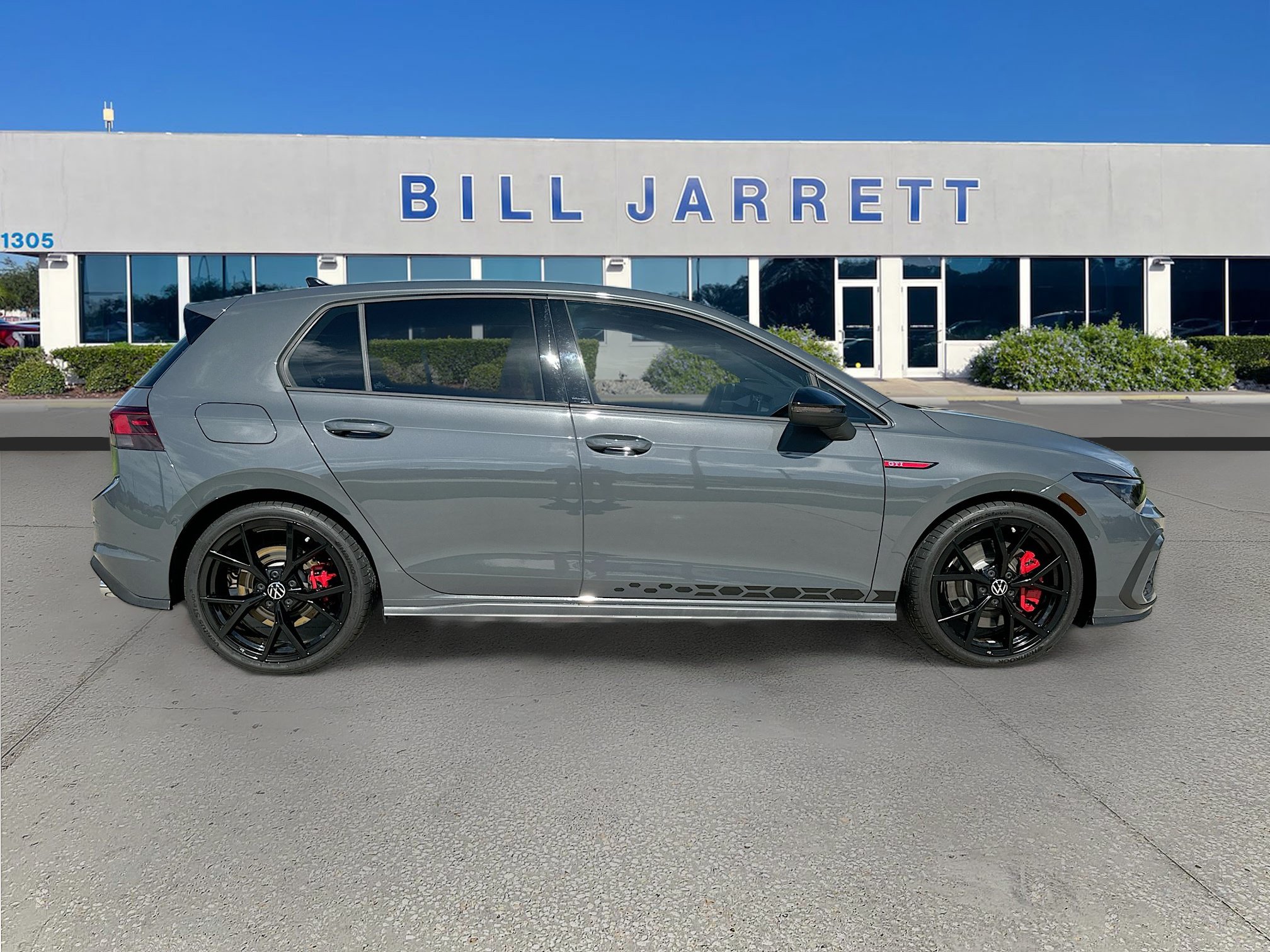 Used 2024 Volkswagen GTI Autobahn FWD image 8