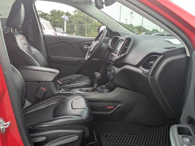 Used 2019 Jeep Cherokee Trailhawk AWD/4WD image 26