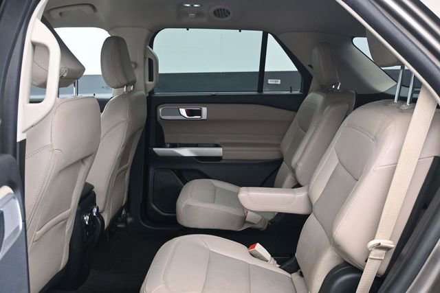 Certified 2021 Ford Explorer Limited AWD/4WD image 5