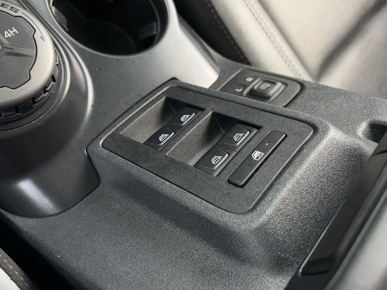 Certified 2024 Ford Bronco Black Diamond AWD/4WD image 27