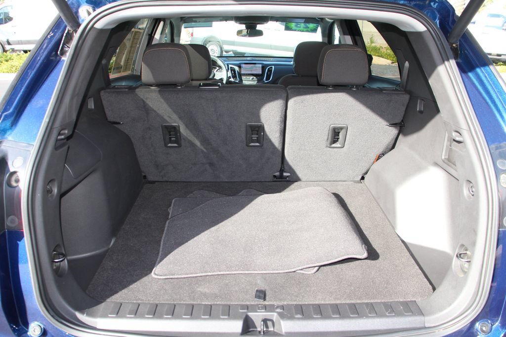 Used 2023 Chevrolet Equinox LT AWD/4WD image 24