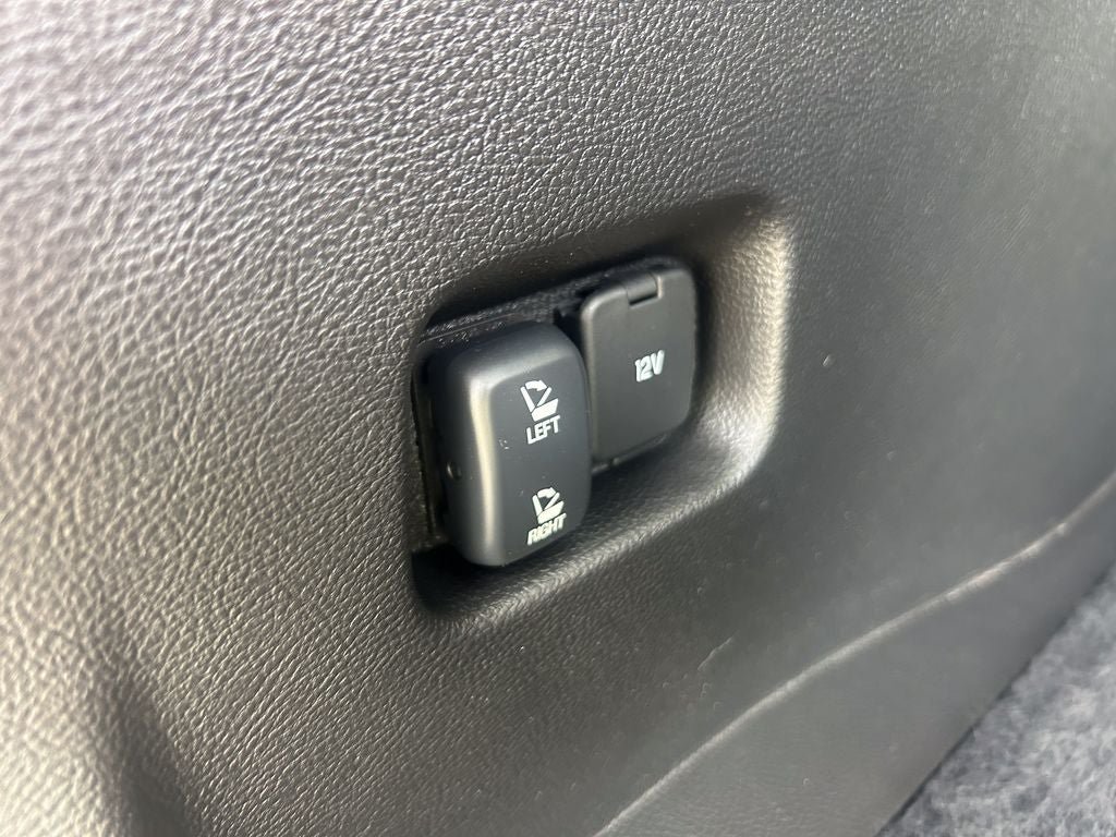 Certified 2024 Ford Edge Titanium AWD/4WD image 17