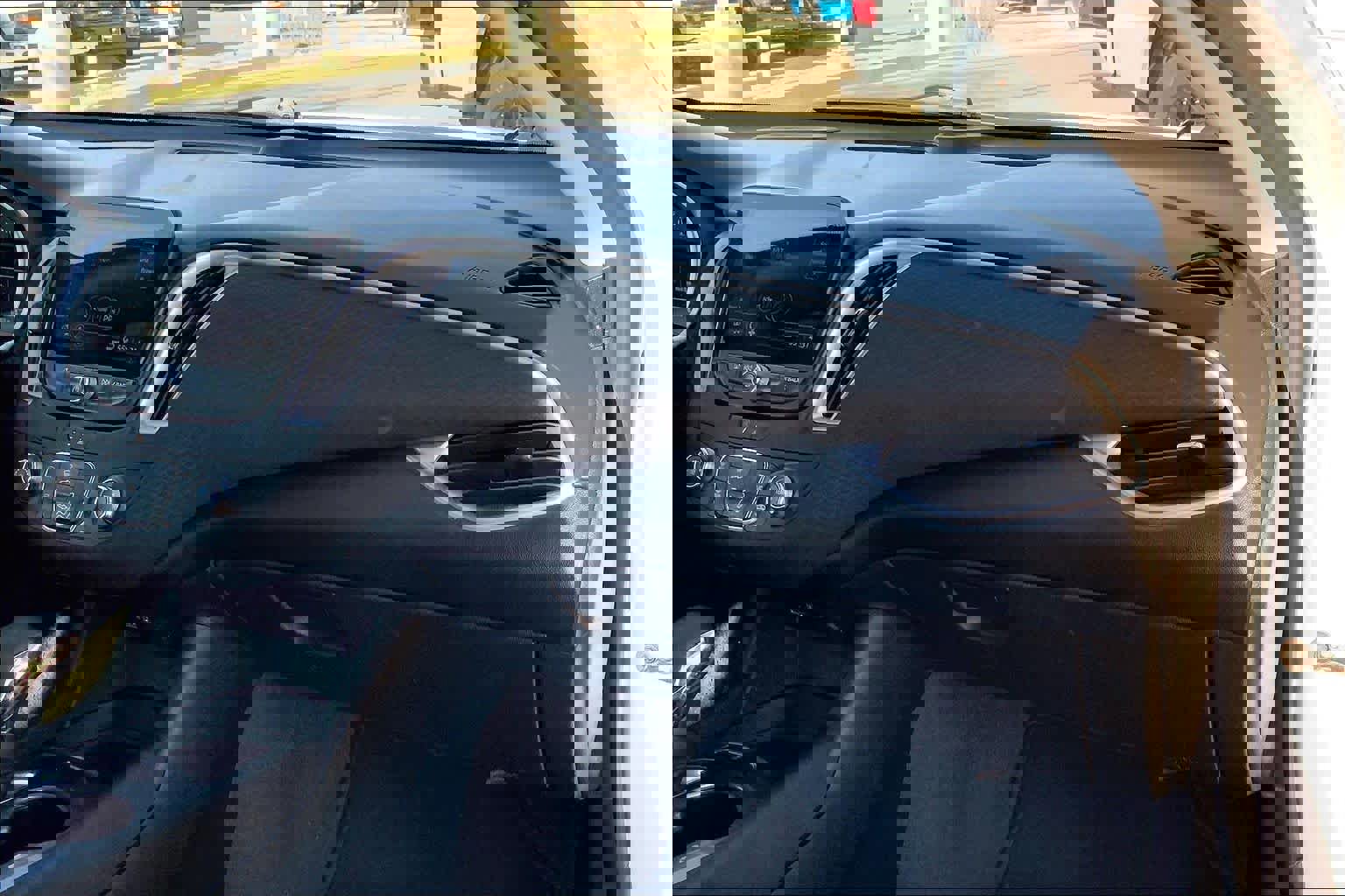 Used 2024 Chevrolet Malibu LS image 19