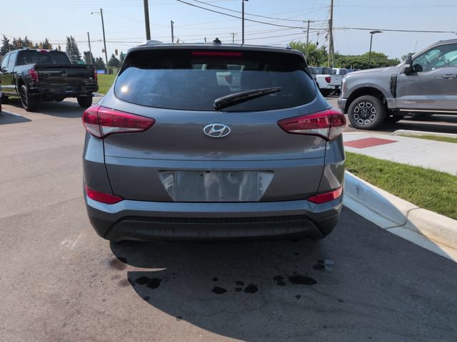 Used 2017 Hyundai Tucson SE w/ SE Popular Package 02 FWD image 4