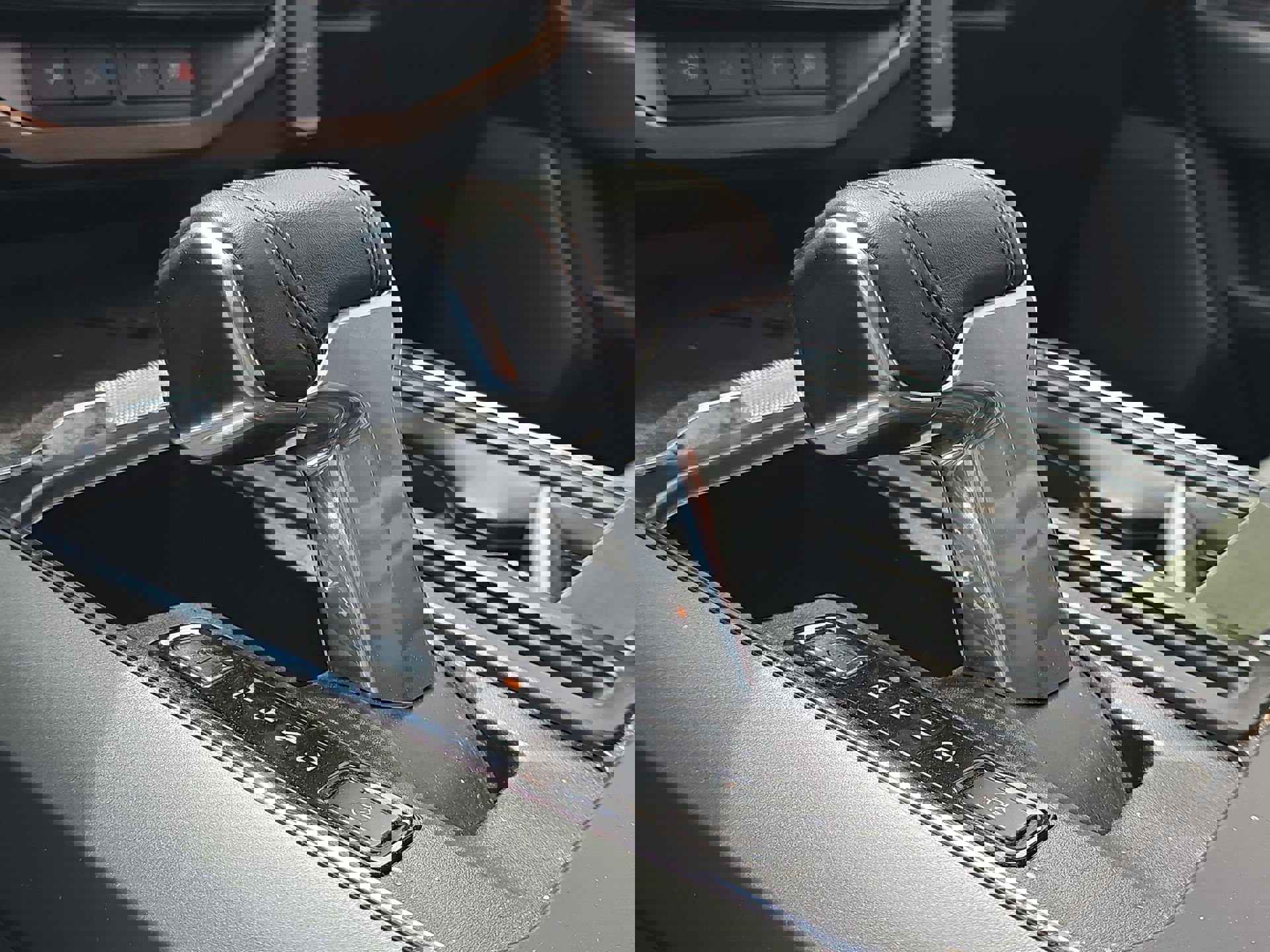 Certified 2022 Ford F150 Lightning Lariat w/ Equipment Group 511A High image 20