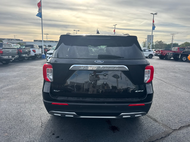 Certified 2024 Ford Explorer XLT w/ Equipment Group 202A AWD/4WD image 6