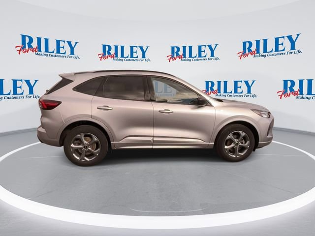 Certified 2023 Ford Escape ST-Line w/ Tech Pack #1 AWD/4WD image 10