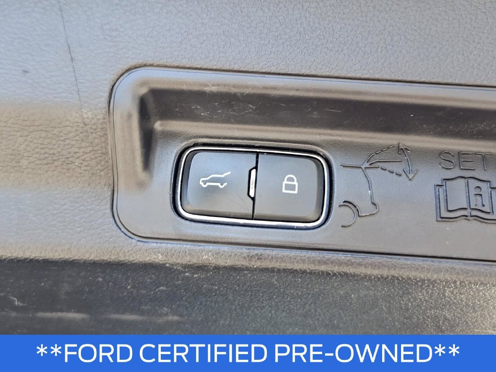 Certified 2022 Ford Explorer XLT RWD image 10