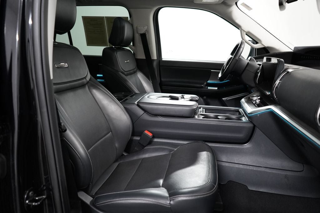 Certified 2025 Ford Expedition Max Platinum AWD/4WD image 23