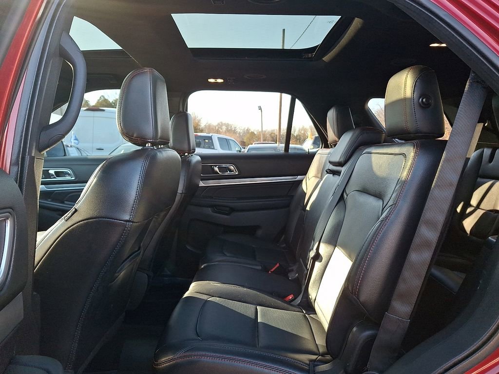 Certified 2019 Ford Explorer Sport w/ Equipment Group 401A AWD/4WD image 9