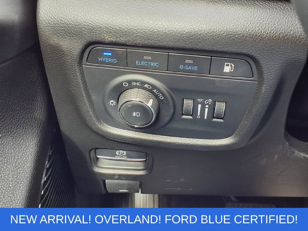Used 2023 Jeep Grand Cherokee Overland w/ Luxury Tech Group IV AWD/4WD image 20