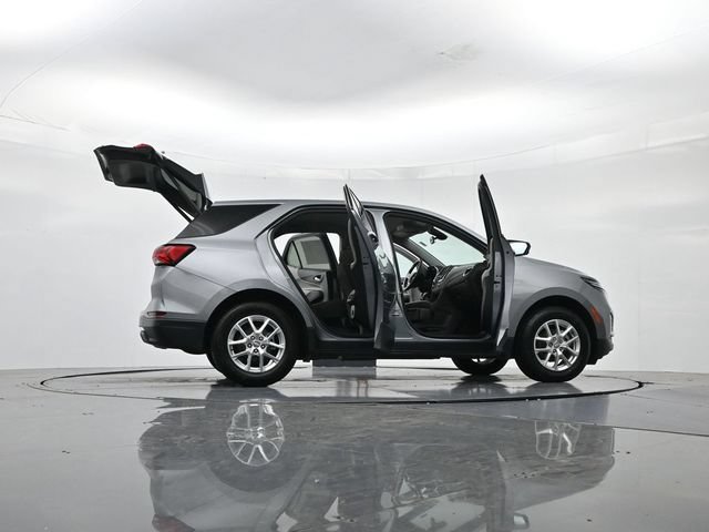 Used 2024 Chevrolet Equinox LT AWD/4WD image 56