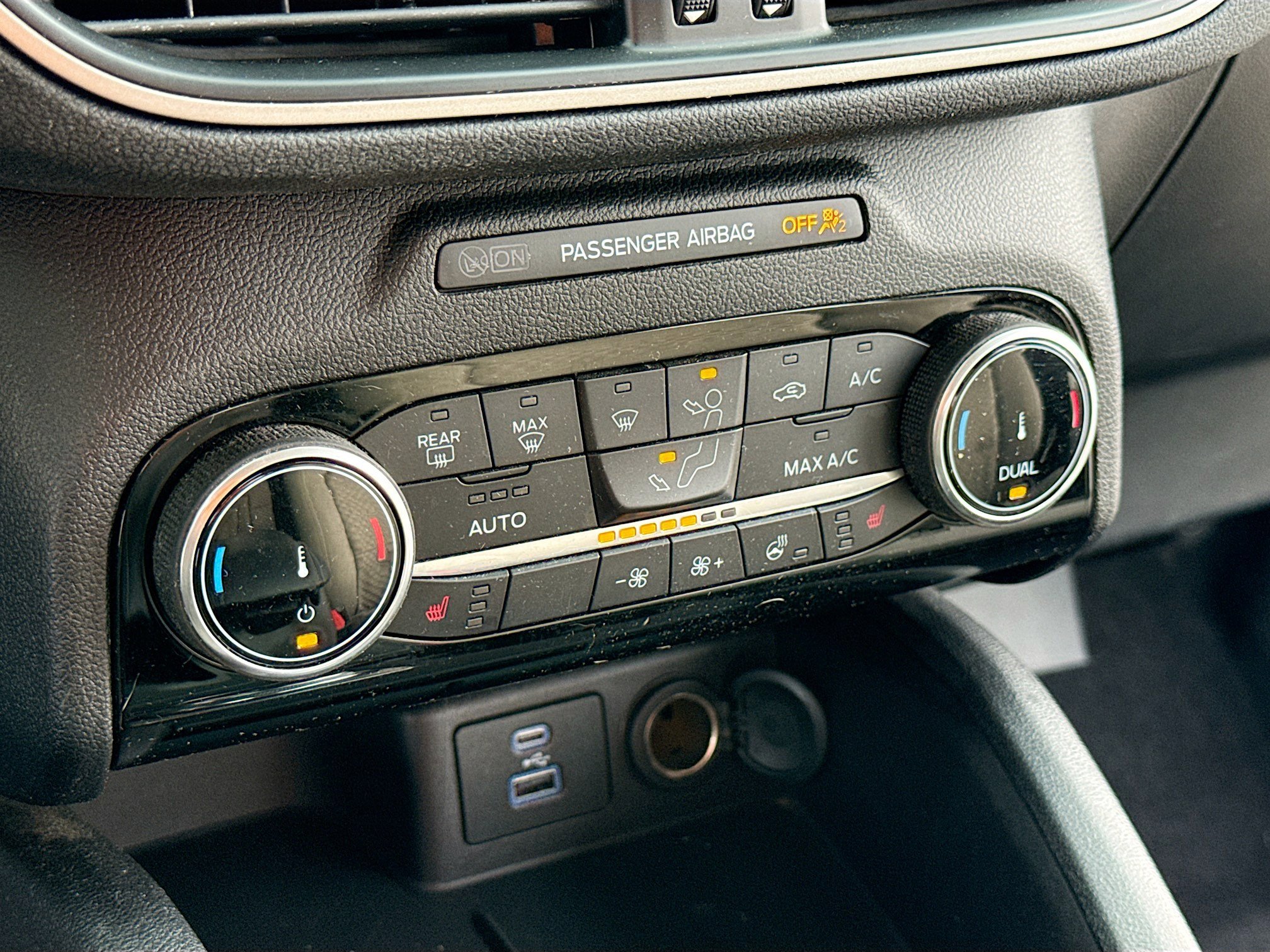 Certified 2022 Ford Escape SE w/ Convenience Package image 11