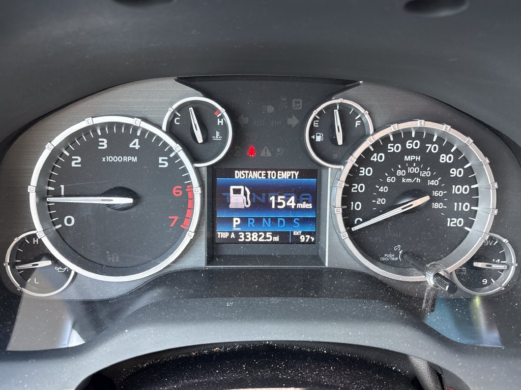 Used 2017 Toyota Tundra Limited w/ Limited Premium Package AWD/4WD image 19