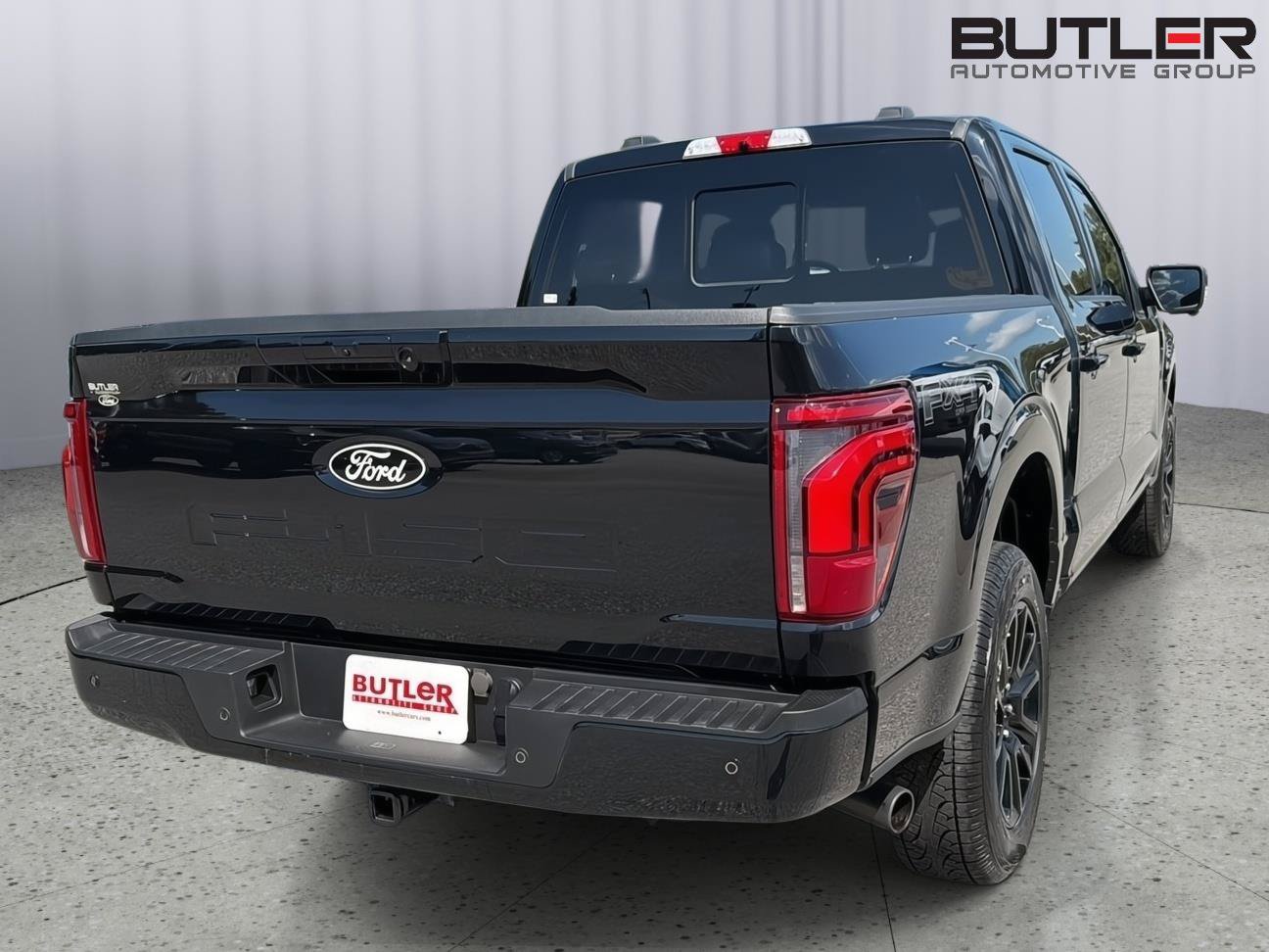 Certified 2024 Ford F150 Platinum w/ FX4 Off-Road Package AWD/4WD image 6