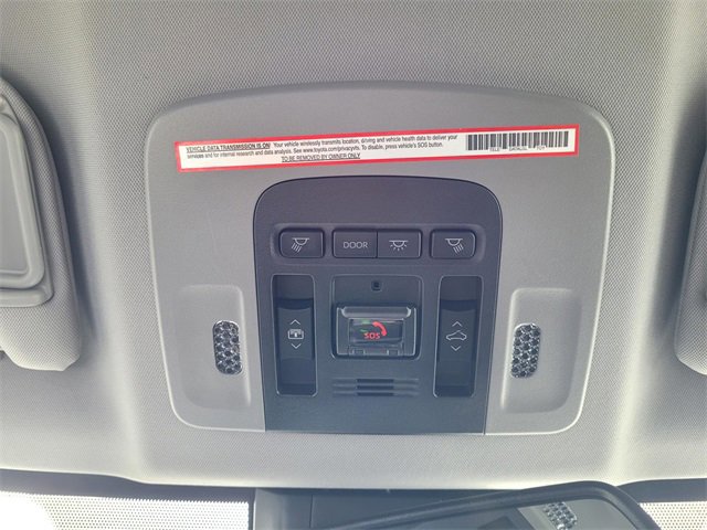 Used 2023 Toyota Camry XSE image 21