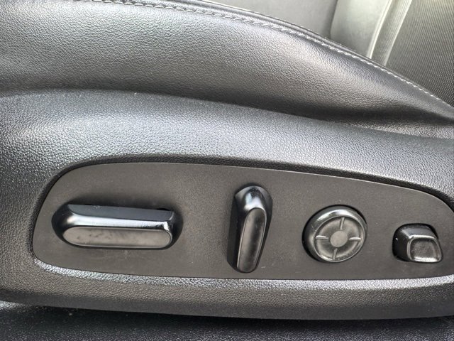 Used 2020 Buick Enclave Avenir w/ Avenir Technology Package image 31