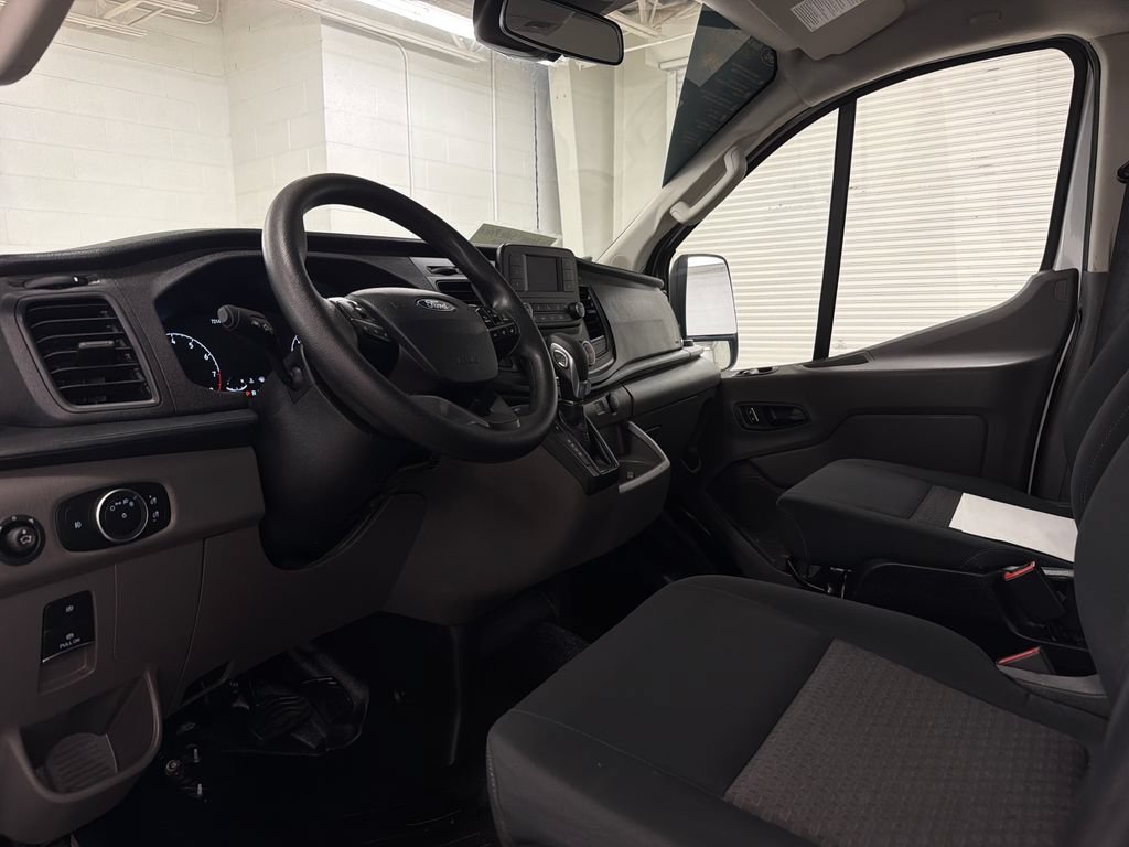 Certified 2025 Ford Transit 250 Low Roof w/ Exterior Upgrade Package RWD image 6