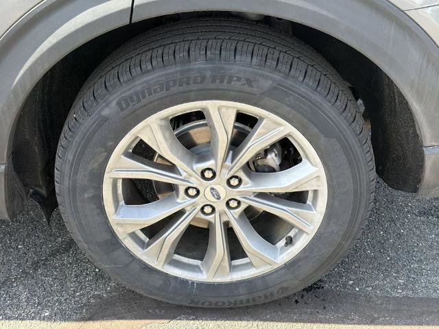 Certified 2022 Ford Explorer XLT w/ Equipment Group 202A image 32