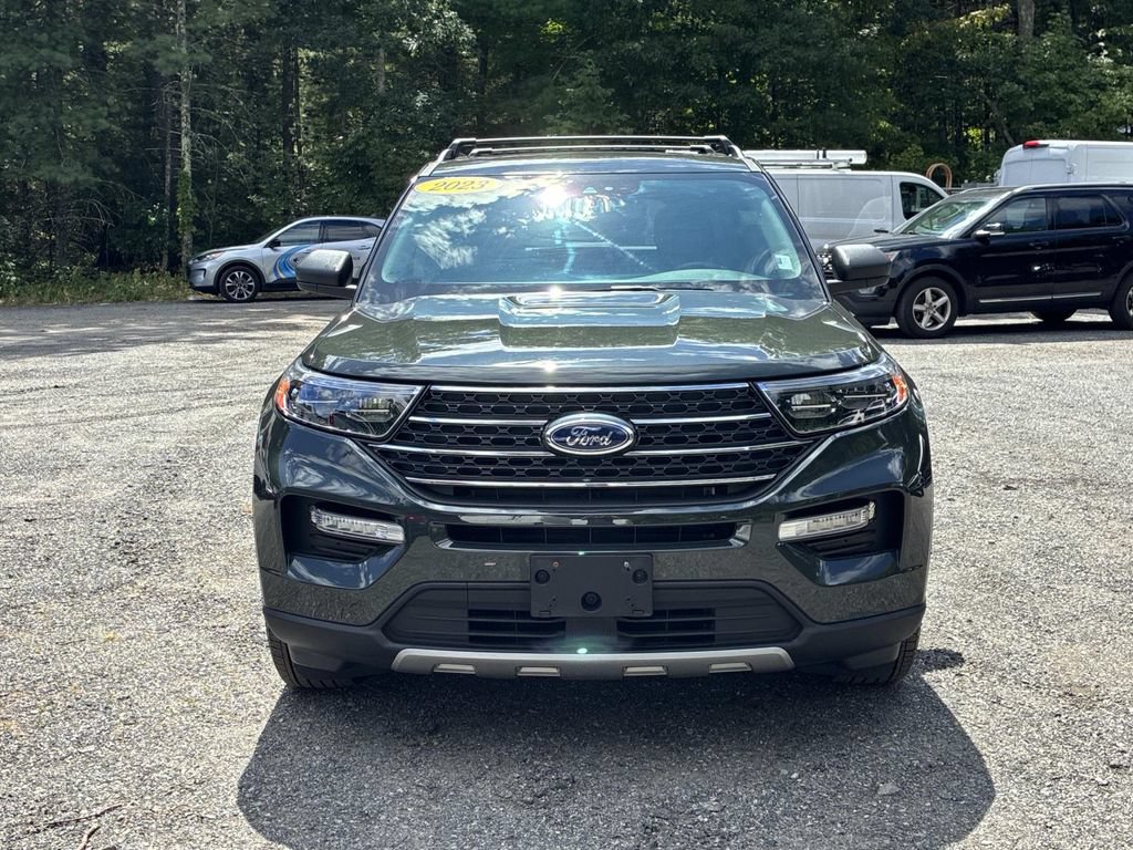 Certified 2023 Ford Explorer XLT w/ Equipment Group 202A AWD/4WD image 2