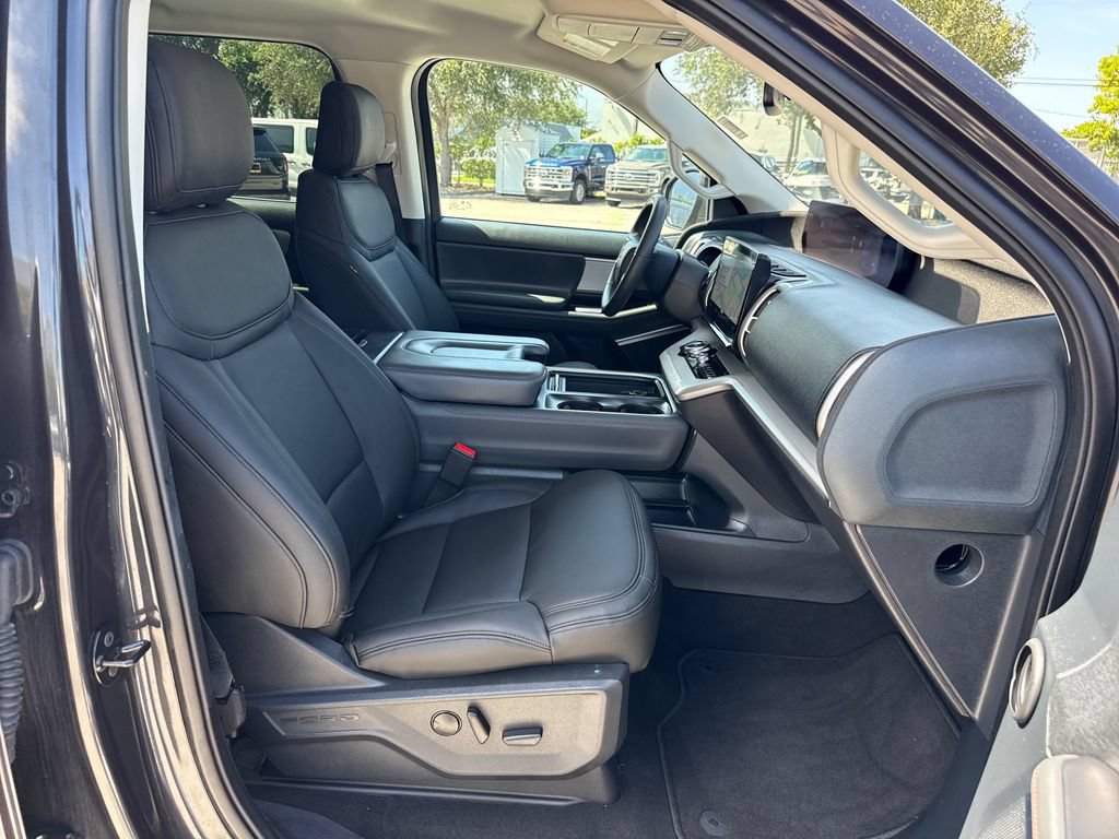 Certified 2025 Ford Expedition Active RWD image 29