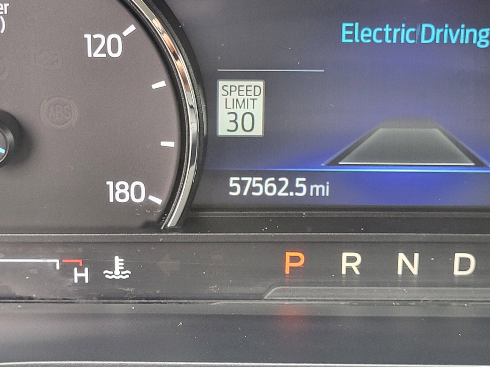 Certified 2022 Ford Escape SEL w/ Class II Trailer Tow Package image 31