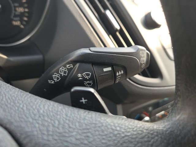 Certified 2017 Ford Escape SE image 40