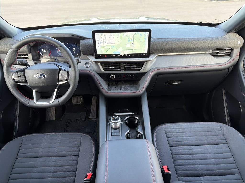 Certified 2025 Ford Explorer ST-Line w/ Premium Package image 12