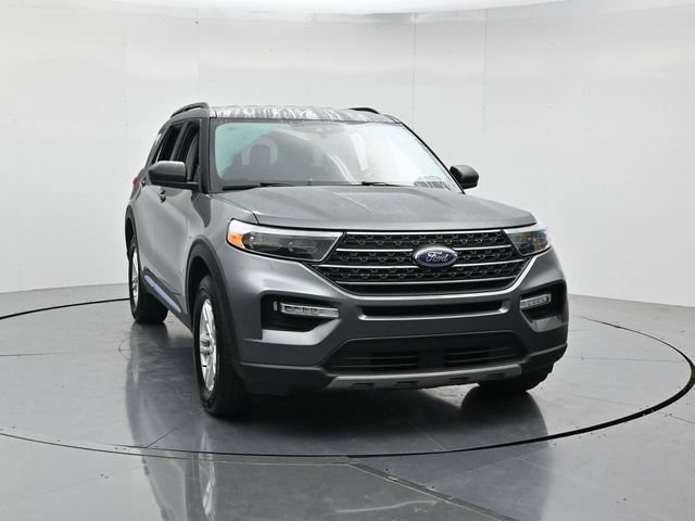 Certified 2024 Ford Explorer XLT w/ Equipment Group 202A AWD/4WD image 5