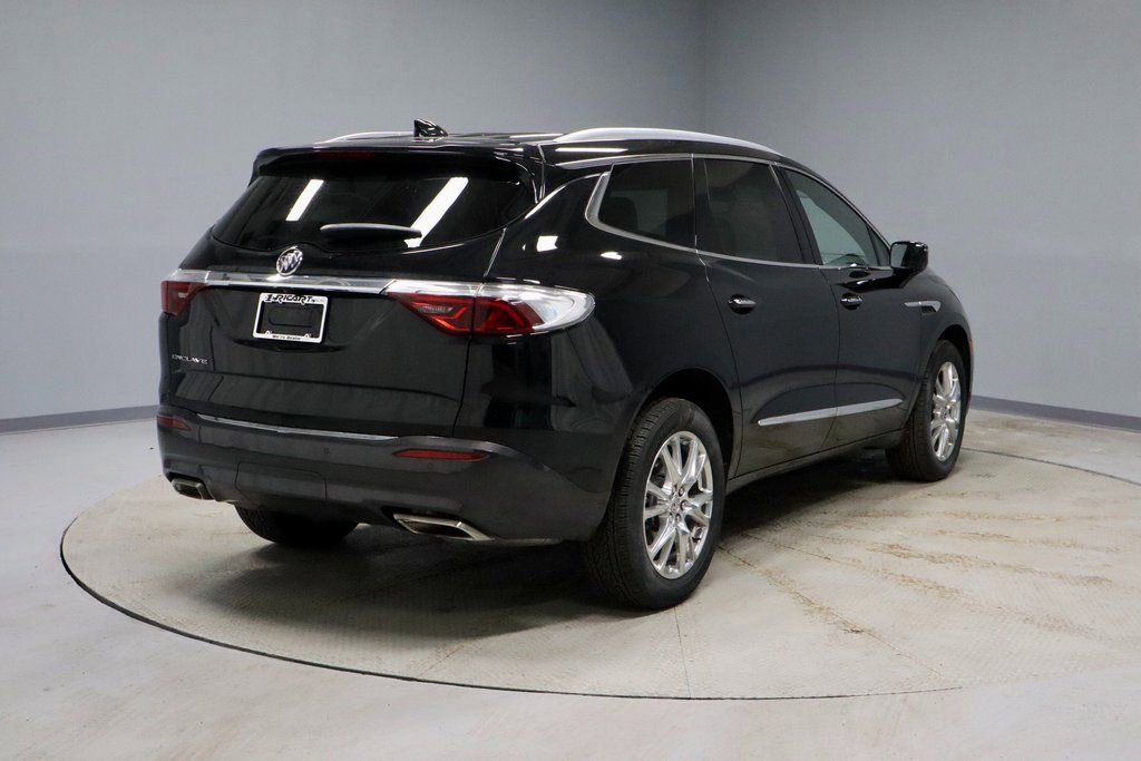Used 2023 Buick Enclave Essence w/ Experience Buick Package image 4