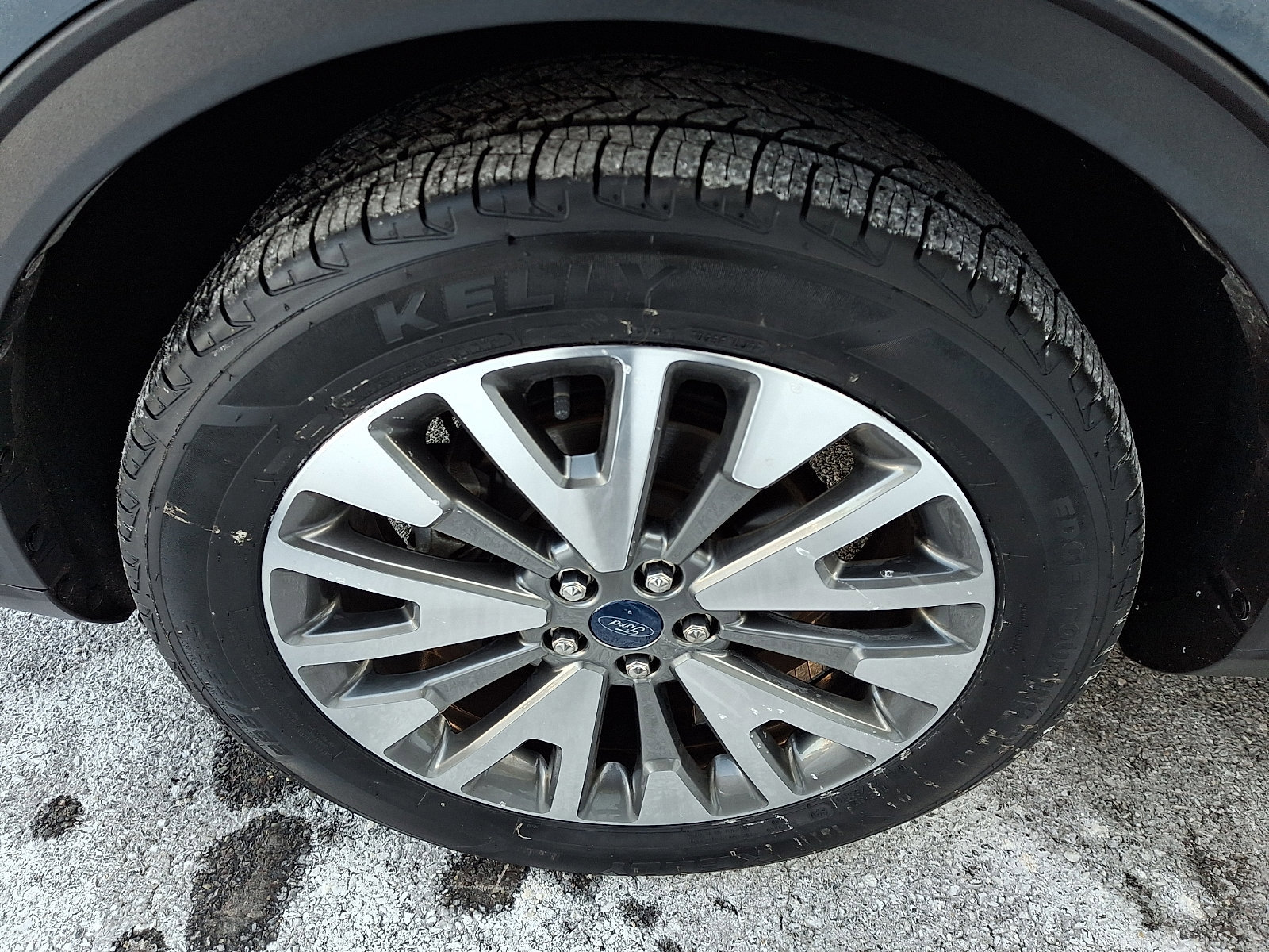 Certified 2022 Ford Escape Titanium w/ Class II Trailer Tow Package image 10