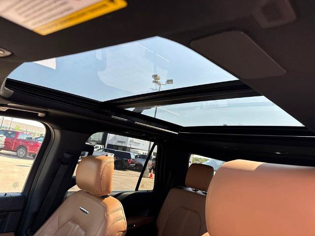 Certified 2023 Ford Expedition Max Platinum AWD/4WD image 9