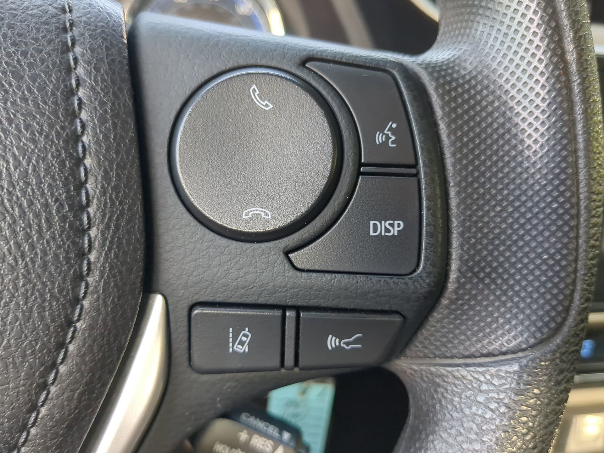 Used 2018 Toyota Corolla LE image 62