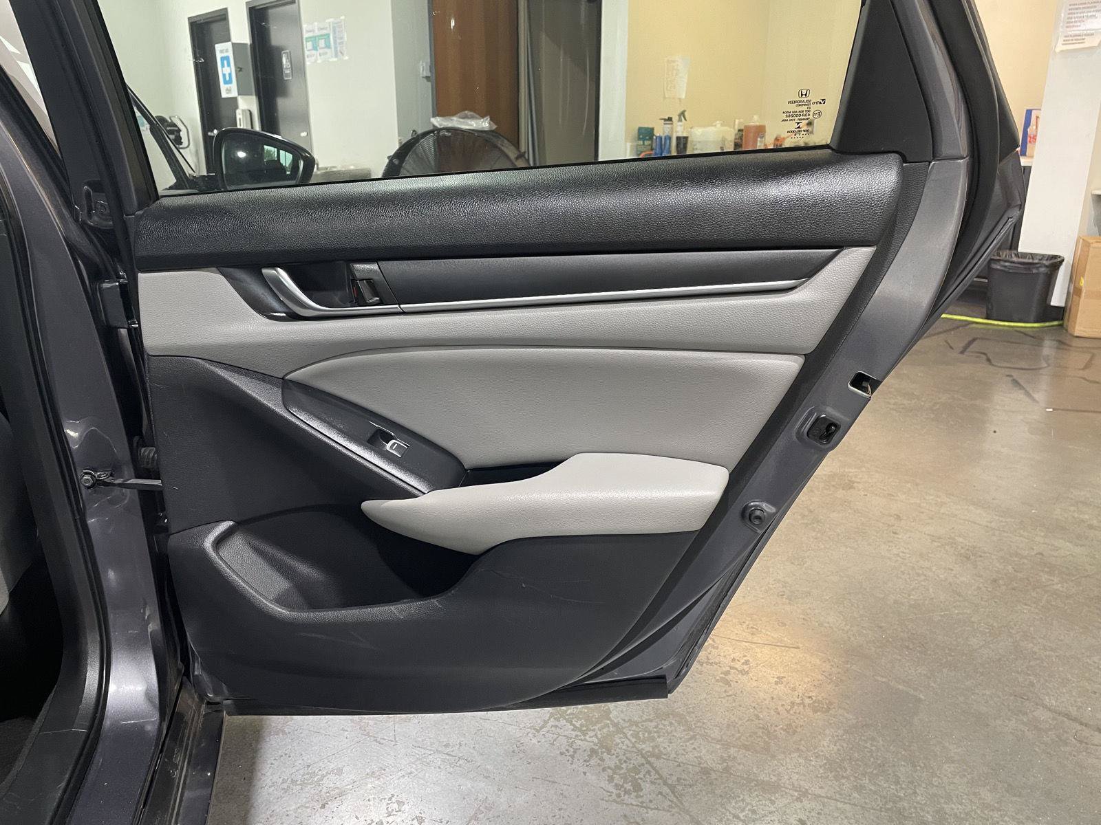 Used 2019 Honda Accord LX image 21