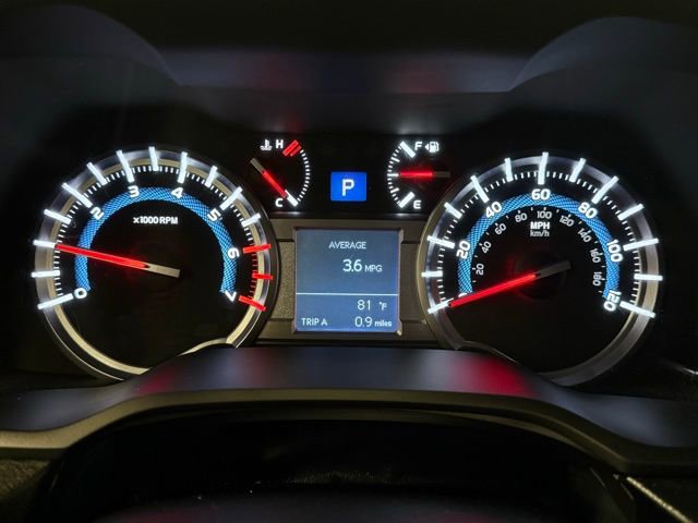 Used 2018 Toyota 4Runner TRD Off-Road Premium AWD/4WD image 24