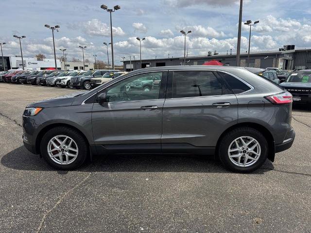 Certified 2023 Ford Edge SEL w/ Convenience Package AWD/4WD image 3