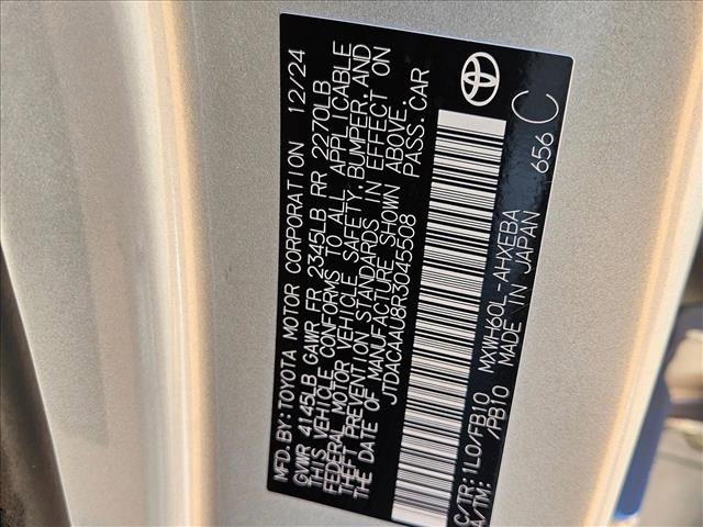 Used 2024 Toyota Prius LE FWD image 23