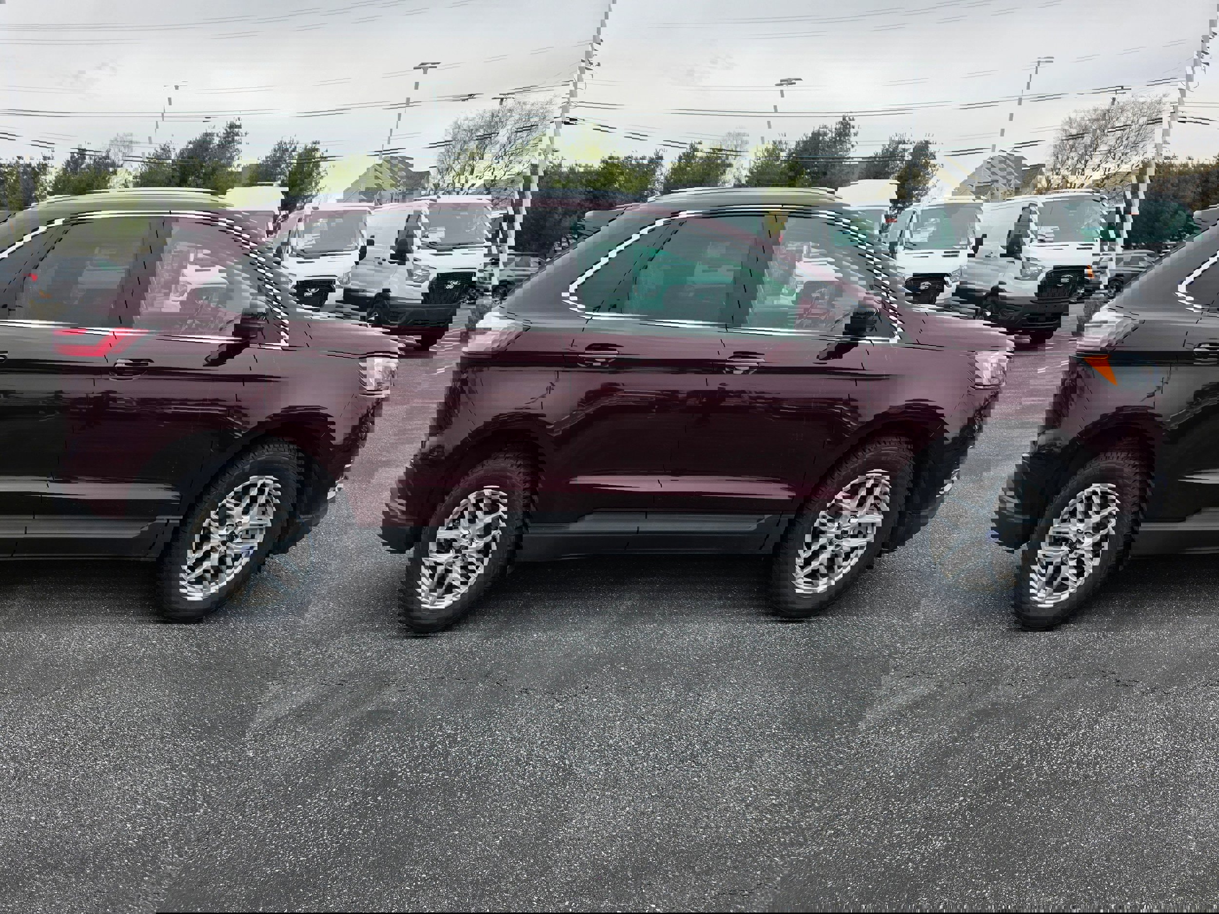 Certified 2022 Ford Edge SEL w/ Convenience Package image 2