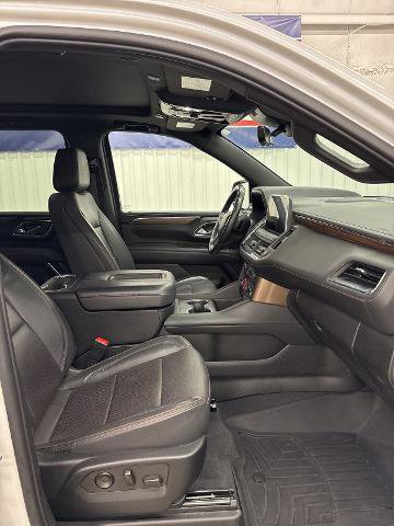 Used 2023 Chevrolet Suburban High Country image 20