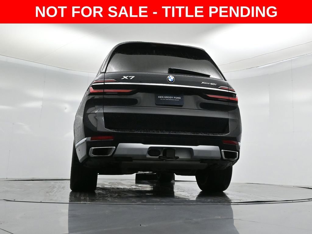 Used 2023 BMW X7 xDrive40i w/ Parking Assistance Package image 46