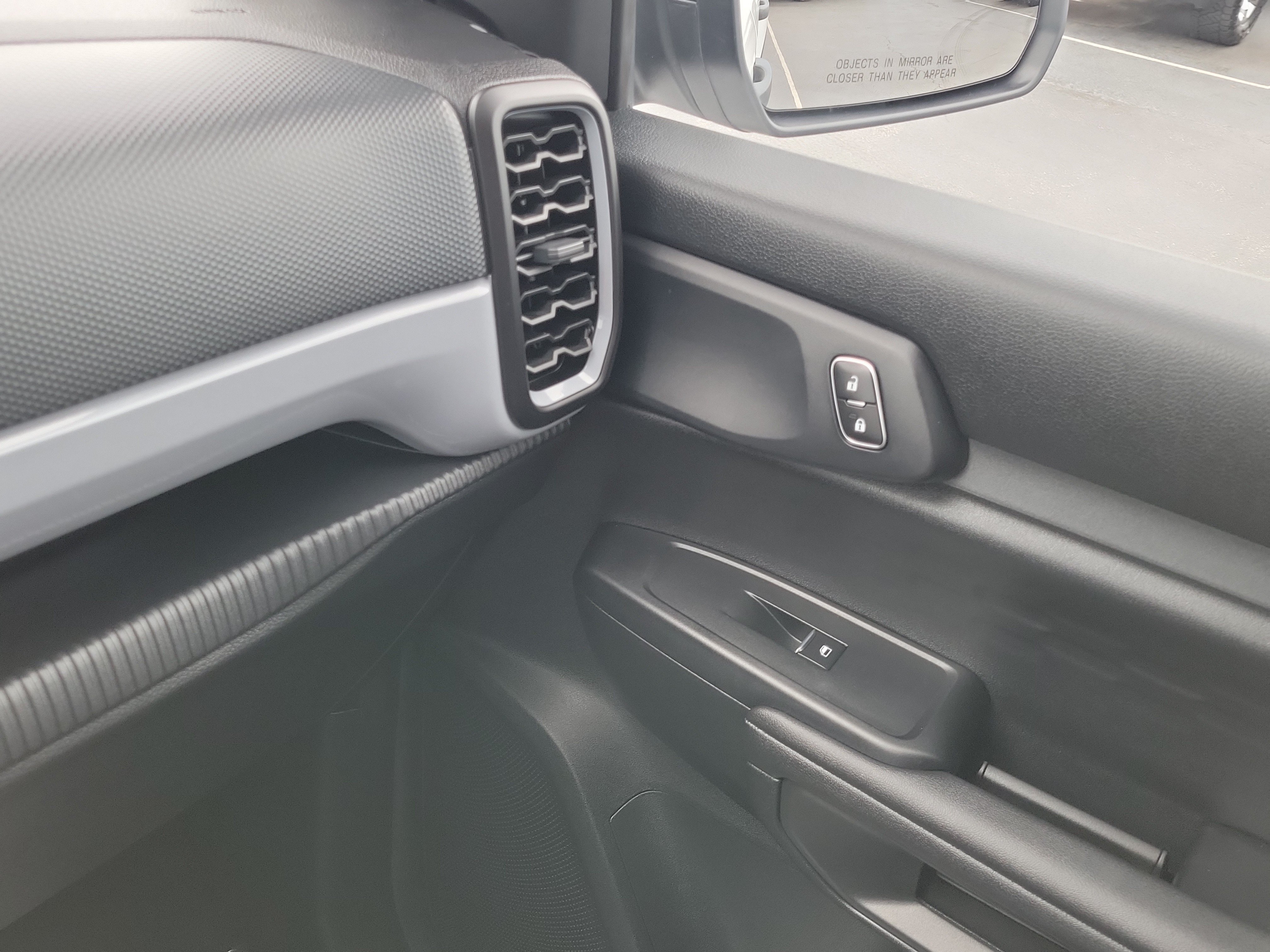 Certified 2025 Ford Ranger XL RWD image 28