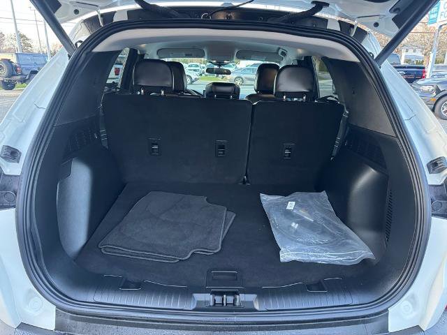 Certified 2025 Ford Escape SE image 8