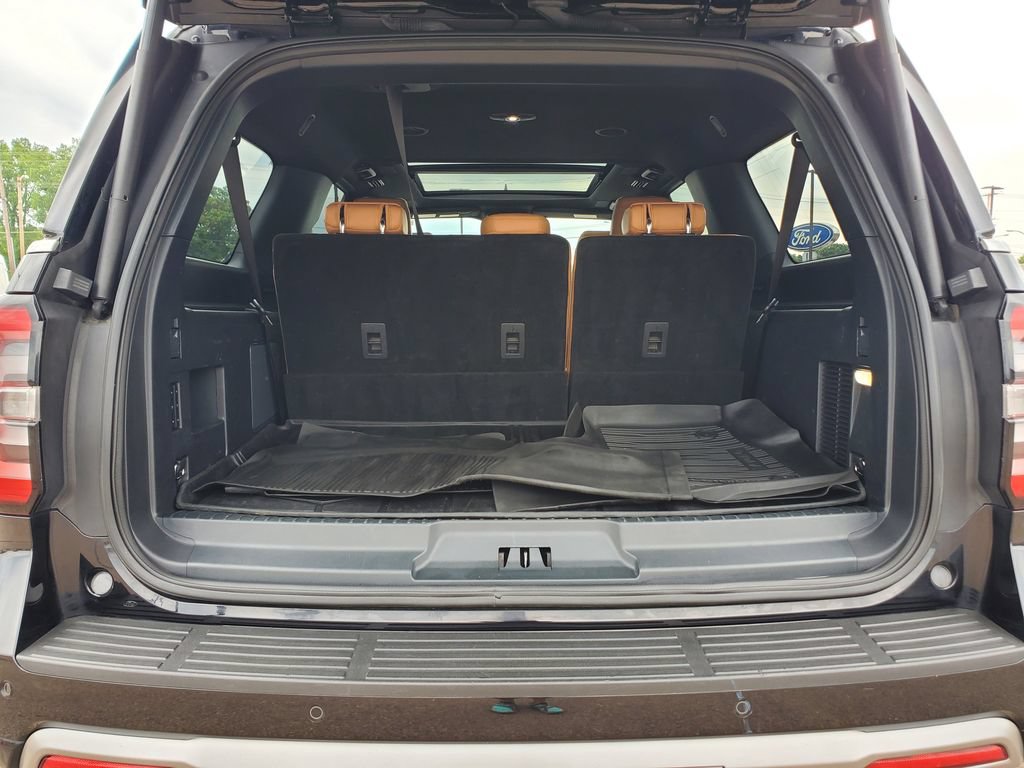 Certified 2023 Ford Expedition Max Platinum AWD/4WD image 11