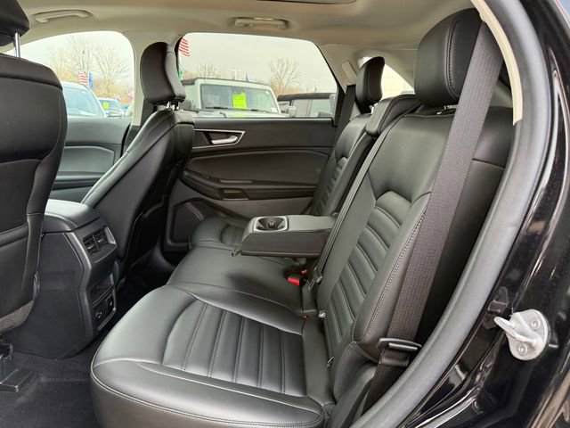 Certified 2022 Ford Edge SEL w/ Convenience Package image 9